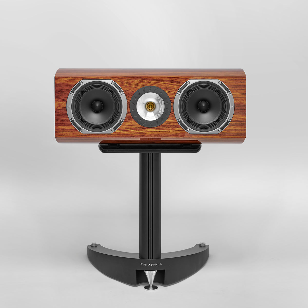 TRIANGLE_MAGELLAN_VOCE_PICTURE_PACKSHOT_GOLDEN-03