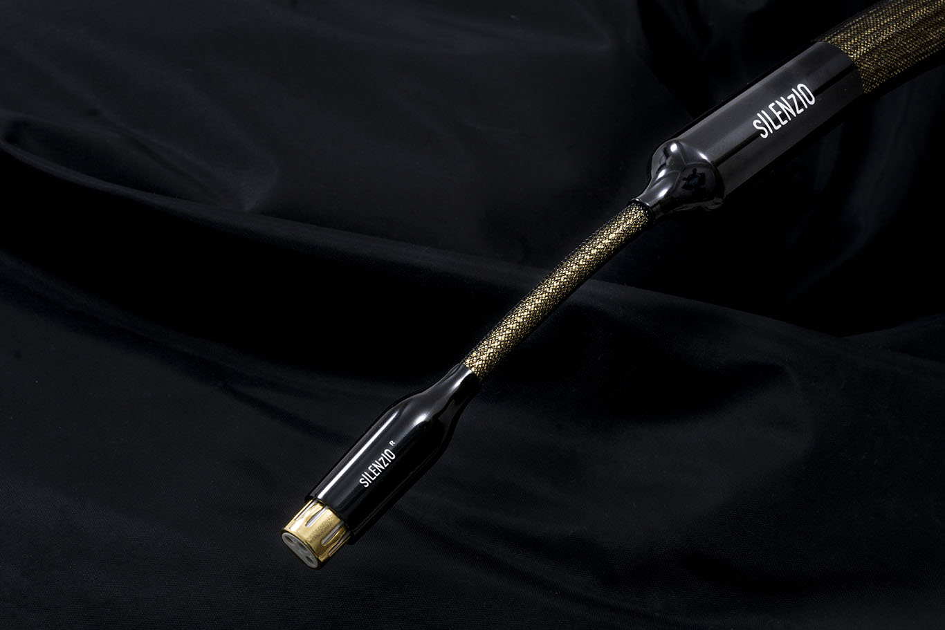 ZenSati-sILENzIO-XLR-female