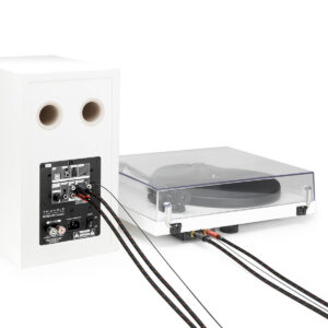 TRIANGLE-CABLES-RCA-02-PACKSHOT